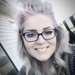 Meet your Posher, Michaela